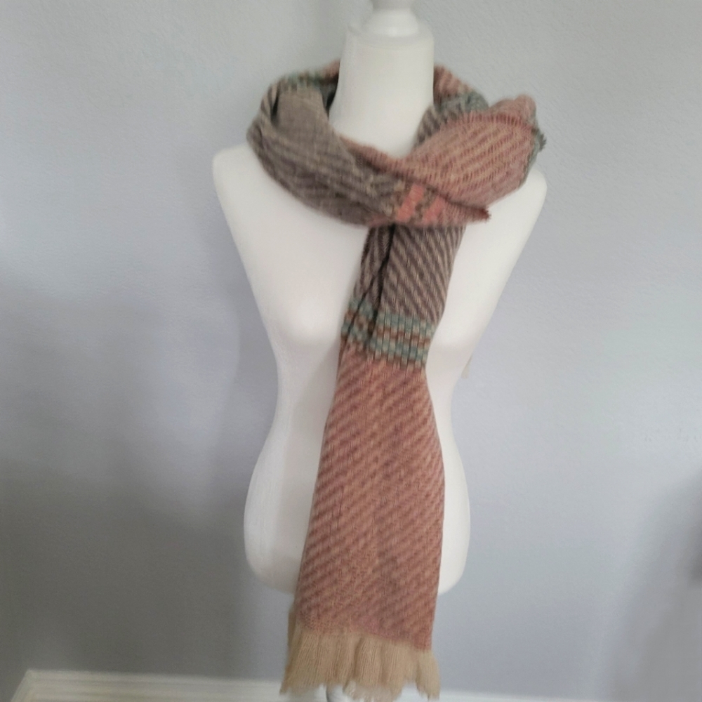 Gorgeous Scarf/Shall/Wrap